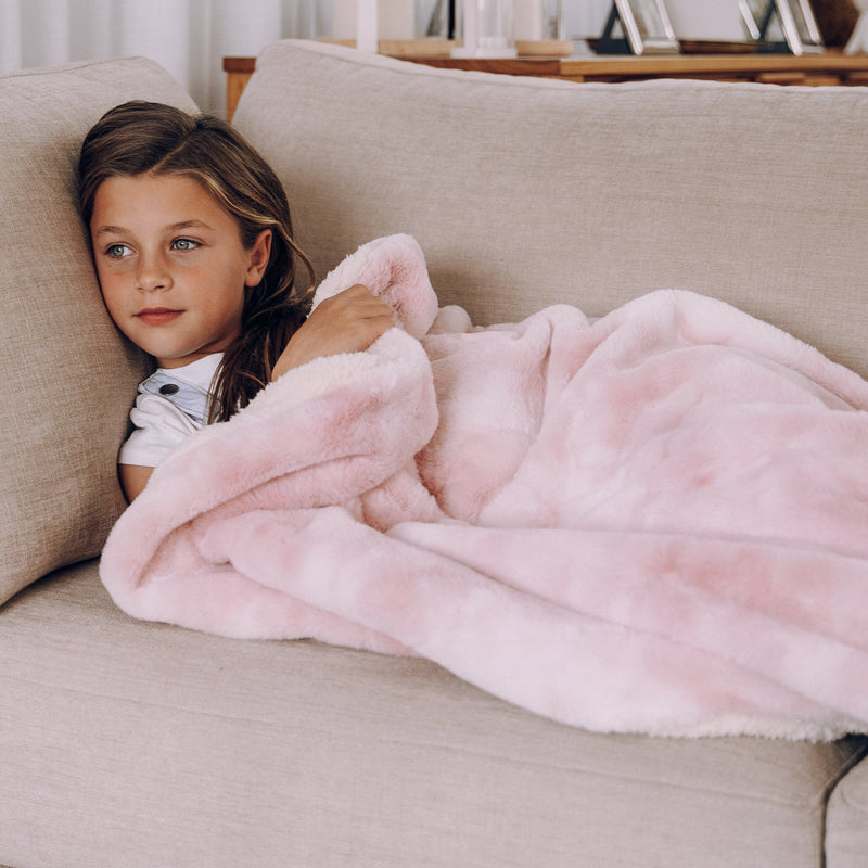 luxury marble pink fur throw blanket with soft plush lining