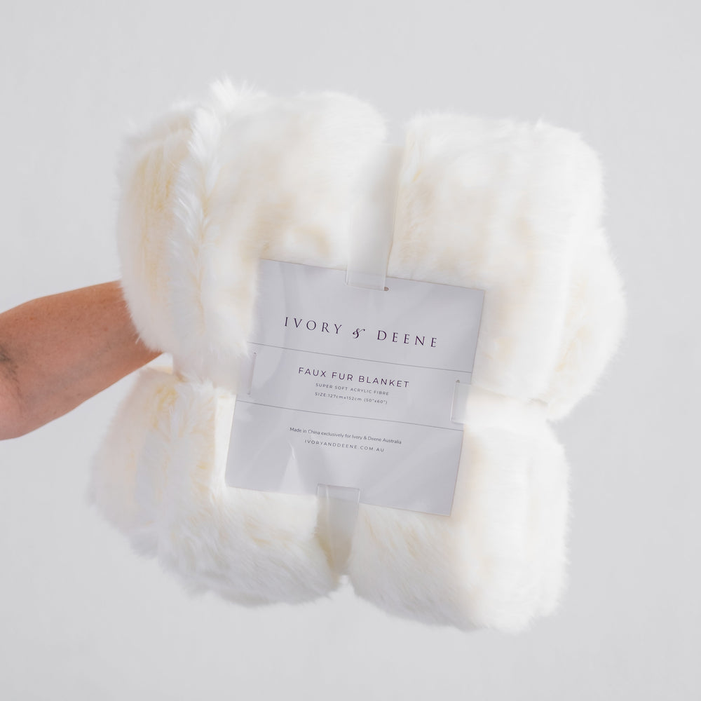 luxury white fur throw blanket with soft plush lining